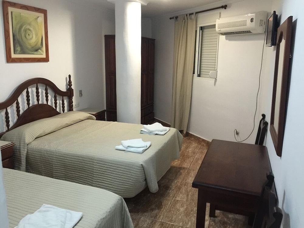 Hotel Manantiales Torremolinos Exterior photo